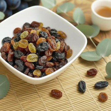 赤柑食品 彩虹葡萄乾 360克