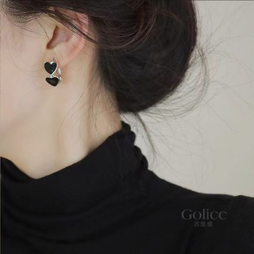 【Gulicc】古莉可 耳環  酷黑愛心耳飾