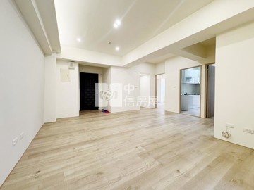 逢甲商圈三房平車｜台中市西屯區西屯路二段