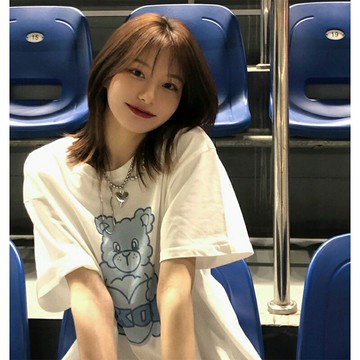 美式復古短袖t恤女夏季2022新款設計感小眾半袖chic港味寬松上衣