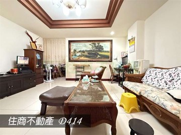 ♦️鹽埕商圈低總價車庫透天~住商芊樺｜台南市南區中華南路二段