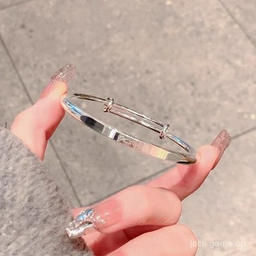 新款小熊手鐲女款s925純銀手飾洋氣年輕人手鏈網紅銀飾品閨蜜禮物