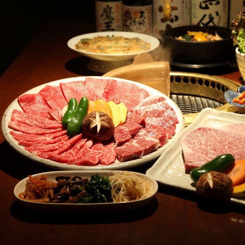 食べくらべ！！米沢牛A5くろげ焼肉セット 500g（熨斗や風呂敷などをご希望の方はお問い合わせください）