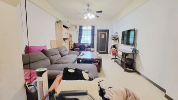 專員找我⭐近右昌商圈⭐傳統格局⭐臨路車庫透天｜高雄市楠梓區北昌街