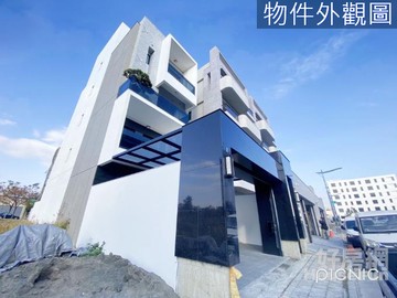 14期全新未住臨路獨棟四面採光百坪電梯雙車大別墅｜台中市北屯區松強二街