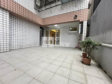 昌平商圈庭院3房平面車位｜台中市北屯區崇德二路一段
