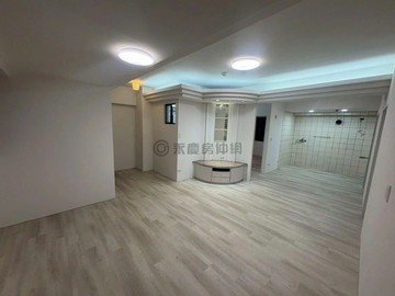 低總價｜北區親親戲院三房｜室內大含平面車位｜台中市北區梅亭街