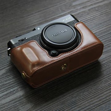 適用富士X-E4相機保護套底座XA7 xa5半套手柄復古皮套xe4