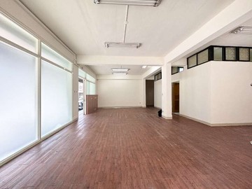 汐止後火車站商圈金店威辰｜新北市汐止區忠孝東路