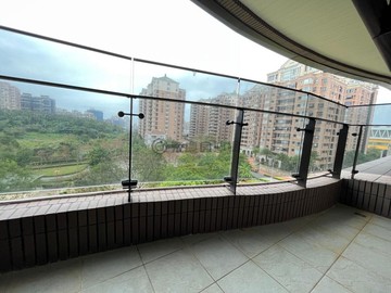 熱門蛋黃區川普寬庭｜環抱綠意三房+平車｜新北市淡水區中山北路二段