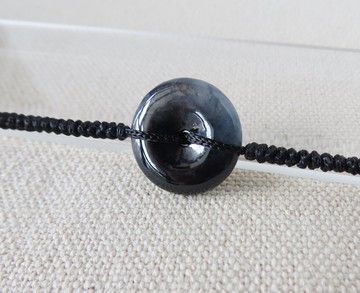 本命年【歲歲平安】冰烏雞翡翠絲光編織手鍊*SW26*招財開運