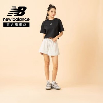 【New Balance】寬鬆抽繩棉質短褲_女性_淺灰色_WB61Y4U7AHH