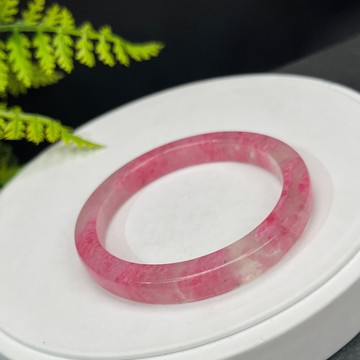 優質 櫻花雨薔薇輝手鐲 54+MM 冰透玉化玫瑰石桃花玉方條 顯氣質