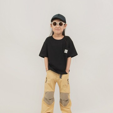 Essential-01 寬版立體口袋Tee