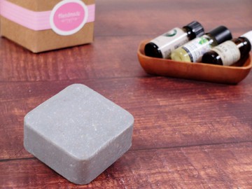 春檸備長炭紫草苦茶洗髮皂 油性 頭皮屑 手工皂 不黏  全身皂