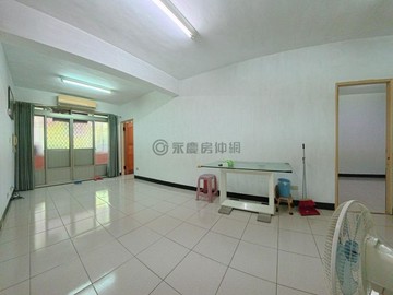 萬大捷運LG15仁愛二樓幸福家｜新北市樹林區仁愛街