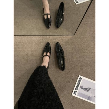 法式復古T字扣帶瑪麗珍漆皮單鞋女鞋子2024年新款低跟通勤工作鞋