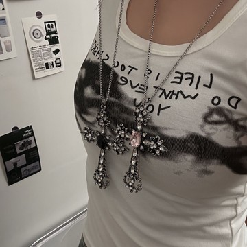 【台灣公司 可打統編】免運 暗黑系甜酷少女家常百搭十字架毛衣鏈哥特朋克y2k辣妹愛心項鏈 可開發票 全館五折 工廠現貨直銷 新品特價 z9211