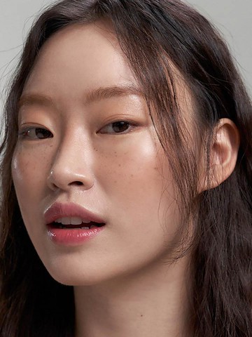 One-Use Brow Bleach