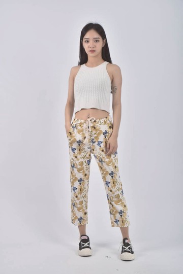 (3XL) 高腰花卉白色長褲