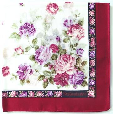 Yves Saint Laurent 復古手帕，花卉紅色，19 x 18.5 英寸