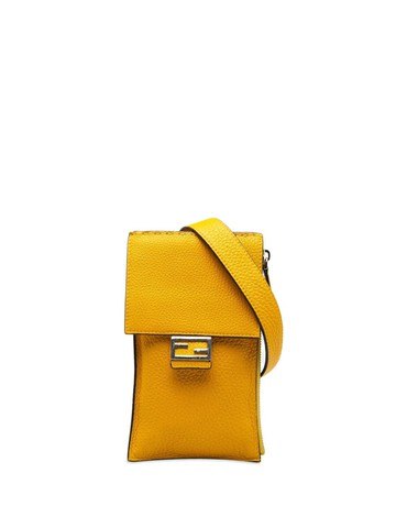 Fendi Pre-Owned - 2020-2023 Baguette phone crossbody bag - women - Calf Leather - One Size - Yellow