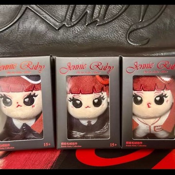 ⭐韓國代購正版⭐名創優品jennie棉花娃娃毛絨掛件三選一正品