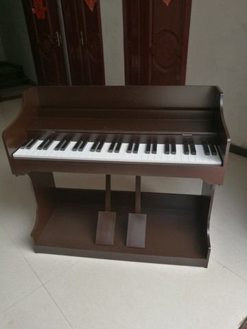 新款婚紗歐式立式復古鋼琴主題攝影道具實景外景攝影拍照用品