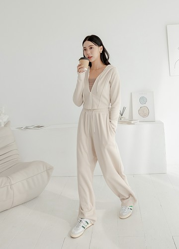 好萊塢風連帽套裝