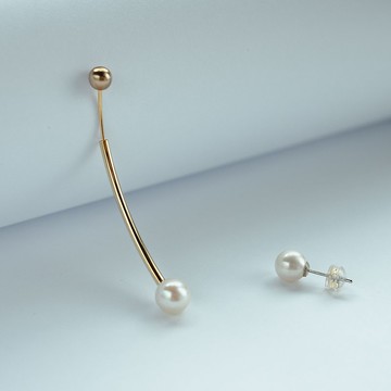 LUNARIA - 朔月 * 珍珠 抗敏 耳針 日系 18K金色 耳環