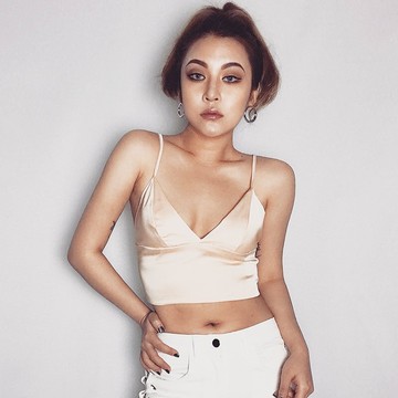 FINDSENSE G6 韓國時尚 复古缎面修身显瘦吊带高腰短款背心胸衣抹胸外穿裹胸小可愛