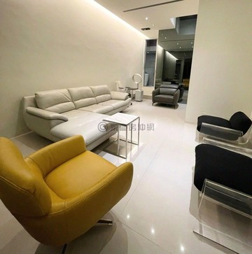 出價就談！金馬商圈｜極簡質感美學百萬裝潢樓店｜彰化縣彰化市金馬路三段