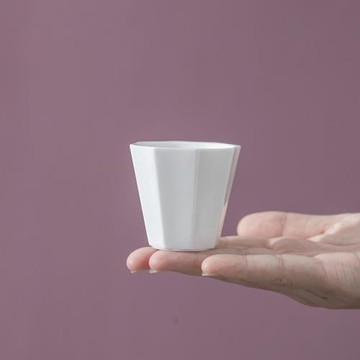 一墨六方主人杯 功夫茶具陶瓷品茗杯 玉泥白瓷仿古八角杯