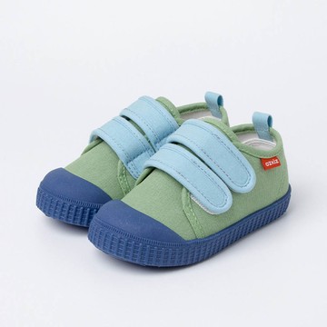 韓國 OZKIZ - 活力配色腳趾保護防滑休閒鞋-綠X藍