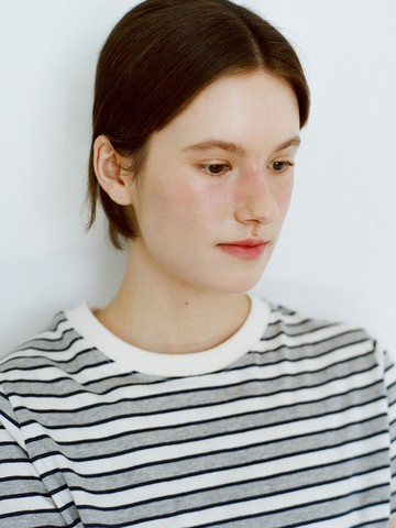 Bold Stripe T-shirt (2 Color)
