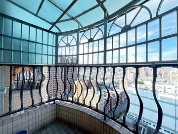 高CP值！一層一戶，覺民商圈高樓層景觀三房平車｜高雄市三民區大昌二路