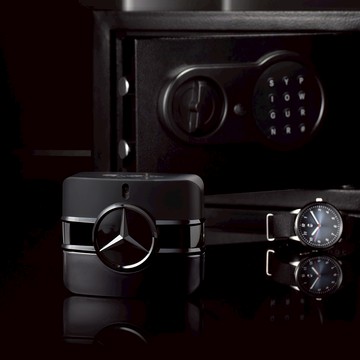 【Mercedes-Benz 賓士】曜黑星芒男性淡香精100ml(贈三芒星香氛皂100g+隨機小香乙瓶.附紙袋)