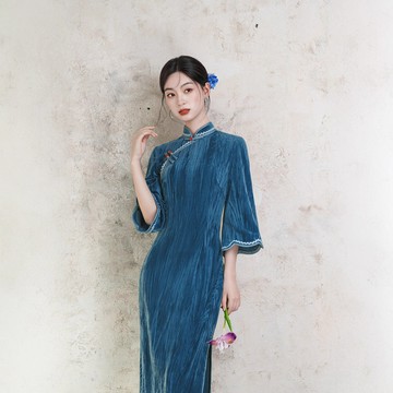 2025年秋季新款國風氣質復古絲絨長款七分袖年輕款日常改良旗袍女鑫弘-素時衣櫥