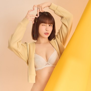 【瑪登瑪朵】Magic Secrets 戀愛魔法包覆內衣 B-E罩杯(牙白)