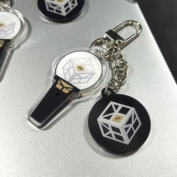 ⭐韓國代購正版⭐鄭容和新款亞克力鑰匙扣cnblue容和亞克力鑰匙鏈明星周邊【10月18日發完】