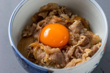 北海道産 黒毛和牛 こぶ黒 A5 和牛農家が作った 和牛丼 計 4食 (2食入り×2パック) ＜LC＞