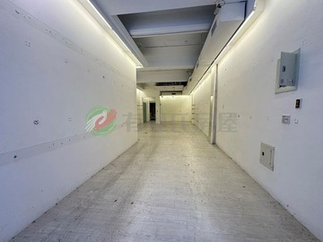 中壢火車站前㊣中平商圈超值金雞母透店｜桃園市中壢區中平路