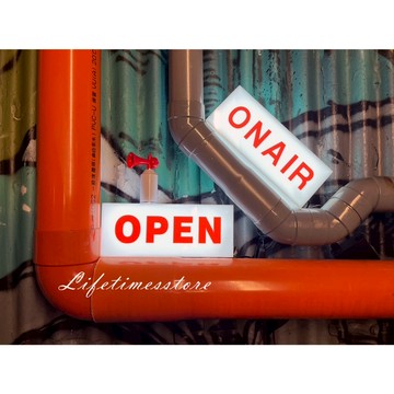 【時光生活】現貨 壓克力五面透光燈箱/上映中/營業中/ON AIR/OPEN開店電影院USB直播燈小燈箱禮物移動燈箱擺攤