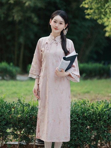 裸粉色刺繡暗紋古法旗袍 鏤空馬甲 可配兩件套 新中式過年戰袍