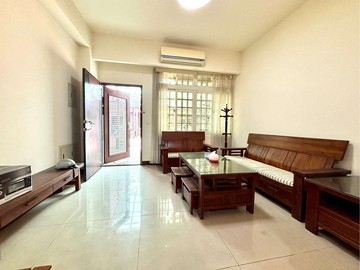 屋主決心要賣｜立仁路｜社區透天|河畔步道｜台中市大里區立仁路