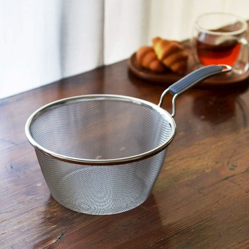 日本製18-8不鏽鋼過濾網勺(附矽膠握柄) 單一規格