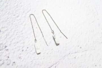 【淺白色】天然石耳鍊