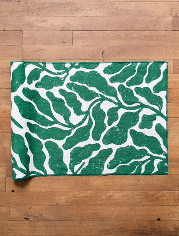北歐設計 - LEAVES LINEN TABLE RUNNER, GREEN 桌旗葉片
