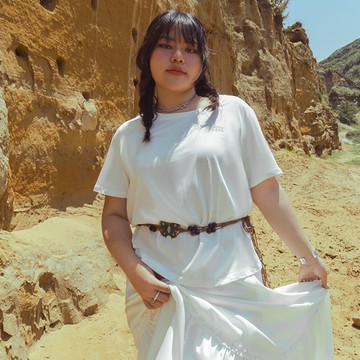 LOVE親膚撞色刺繡TEE 中大尺碼上衣