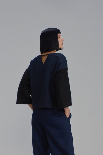 深藍格毛料袖拼接上衣